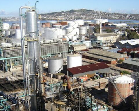 Faced with trade union measures, Ancap imported fuel for planes "in a hurry"