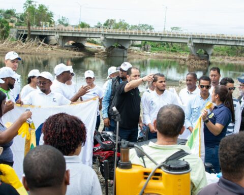Federation of government cooperatives visits communities affected by Fiona in Seibo