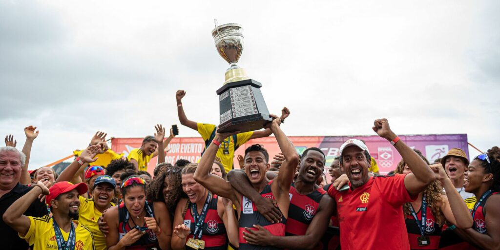 Flamengo is champion of the Brazilian Interclubes de Remo