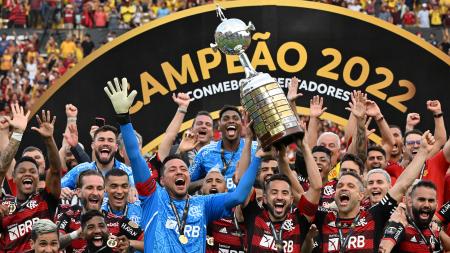 Flamengo won their third Copa Libertadores by beating Paranaense in the final