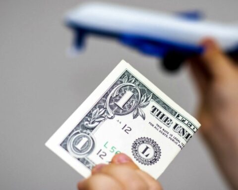 From the Government a new tax of 25% will be charged to the card dollar