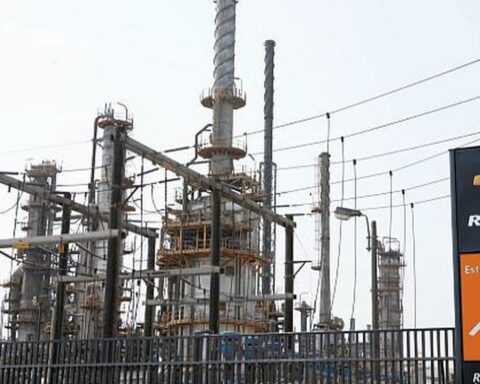 Fuels: Repsol affirms that supply at La Pampilla Refinery is guaranteed