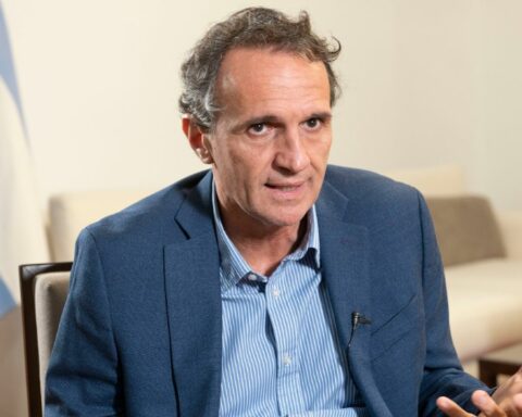 Gabriel Katopodis lamented the departure of Elizabeth Gómez from the Ministry of Women