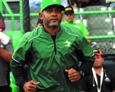 Fernando Tatis Sr. He was elected as sports immortal by the San Pedro de Macoris Hall of Fame.