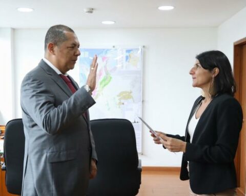 Giovanni Franco was sworn in as Vice Minister of Mines