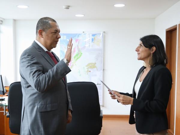 Giovanni Franco was sworn in as Vice Minister of Mines