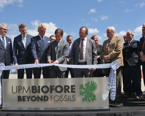 Government inaugurated UPM pulp terminal in the port of Montevideo