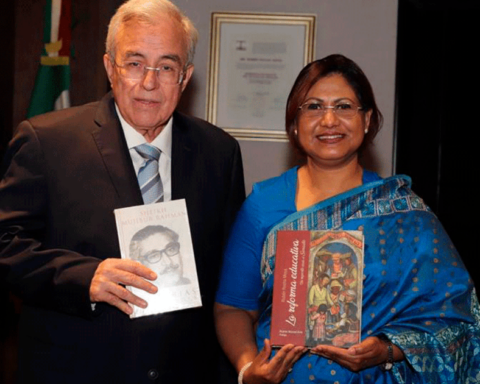 Governor Rocha reviews business opportunities with the Ambassador of the People's Republic of Bangladesh