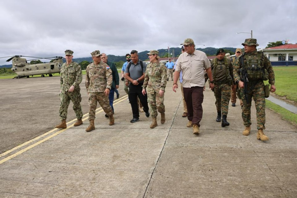 Head of the US Southern Command closed tour of Panama after visiting the Darién