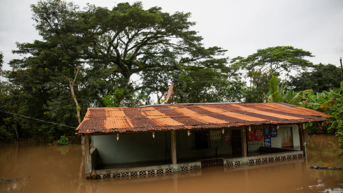 Hurricane Julia floods Nicaragua with torrential rains