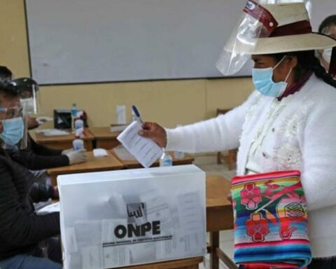 If you are a monthly member, learn how to download your credential