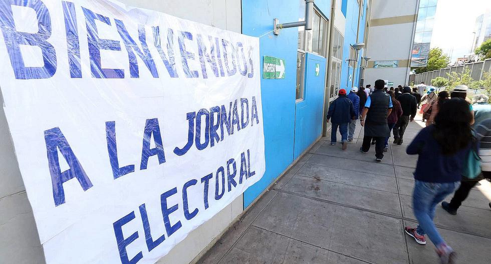 In Cusco, three titular members of a voting table were deceased persons