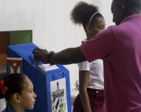 In a school in Antilla, the no to the Cuban Family Code was imposed after several counts