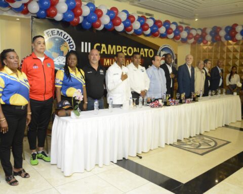 Mesa de Honor tercer Mundial Dominó Santo Domingo 2022