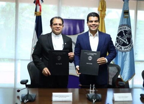 Inapa y PUCM firman acuerdo de colaboración