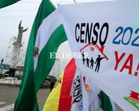 Inter-institutional Committee will meet with Arce to "transmit the council's mandate"