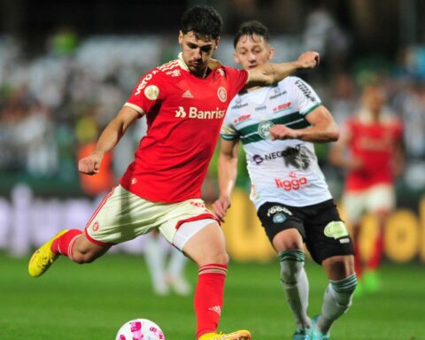 Inter is 1-1 with Coritiba at Couto Pereira