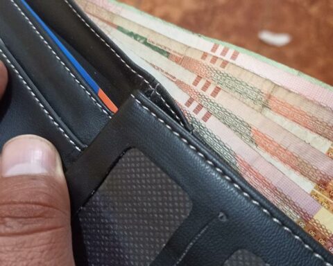 Investigate case of counterfeit money in Huancavelica