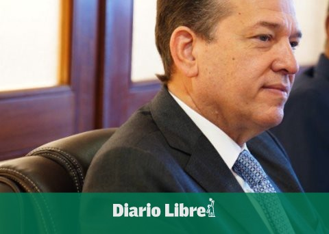 Ito Bisonó assures basic basket prices "will continue to fall"