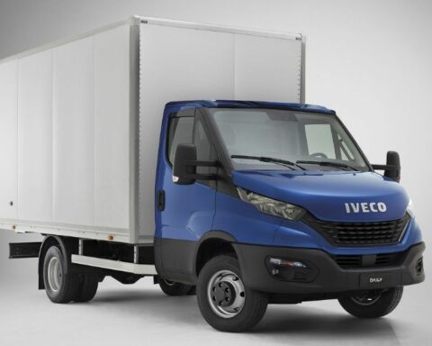 Iveco will test domestically produced CNG engines for its vehicles