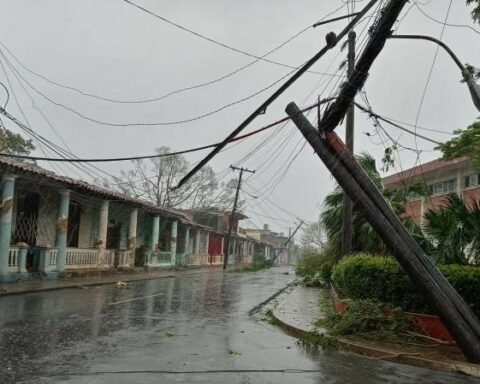 ayuda, Cuba, huracán Ian, Japón