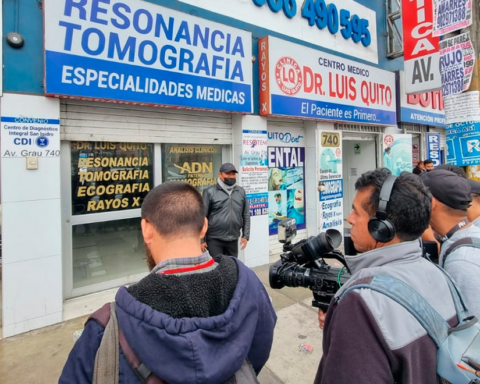 Jorge López case: Prosecutor enters doctor Luis Quito's clinic after complaint of 'smurf'