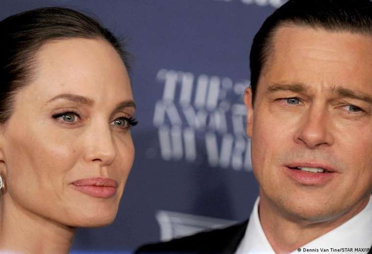 Leaked email from Angelina Jolie to Brad Pitt insinuating the actor's alcohol abuse