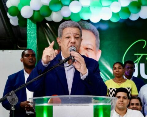 Leonel will hold meetings at SDE this Thursday and Friday