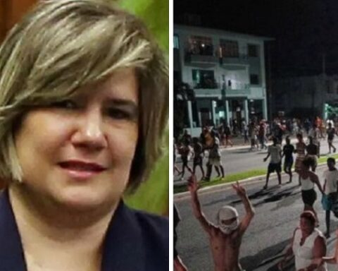 Lis Cuesta, Cuba, manifestaciones