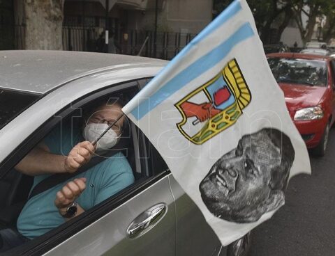 Loyalty Day: the ruling party prepares multiple acts with different profiles