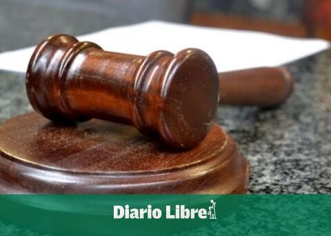 Man convicted of raping teenage daughter and infecting her with HIV