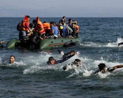 Many victims in the sinking of a migrant boat to the island of Lesbos