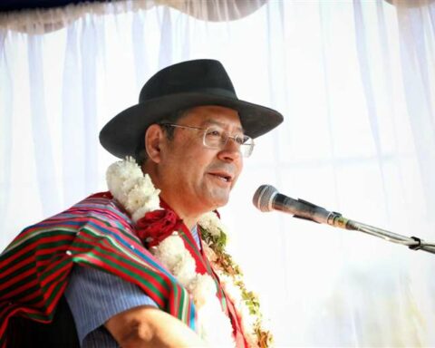 Maple: "Groups without political relevance want to destabilize the Government, but the people will not allow it"