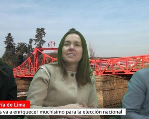María de Lima, Nataly Ortiz, Anahí Rodríguez and Alejandro Brusco call on young people to vote in the next National Party election.  Look at the video.
