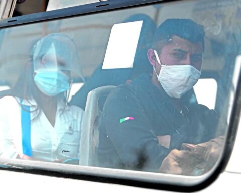 Mask is still mandatory in public transport under penalty of a 10% UIT fine