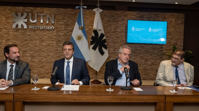Massa and Perczyk received the support of university rectors for the 2023 Budget