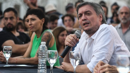 Máximo Kirchner questioned Macri about the money he received from the IMF