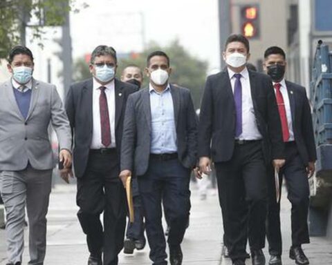 Migration issues an alert to prevent the departure of congressmen from the 'Los Niños' case