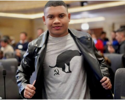 Miguel Polo Polo says that many "racist petristas" they will pay for insulting him