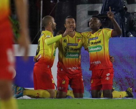 Millos gets complicated, Pereira enters and Santa Fe leaves: League position table