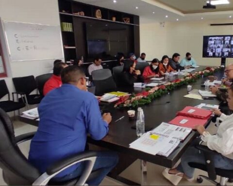 Minhvi holds a meeting with the GMVV to build houses for those affected by the rains