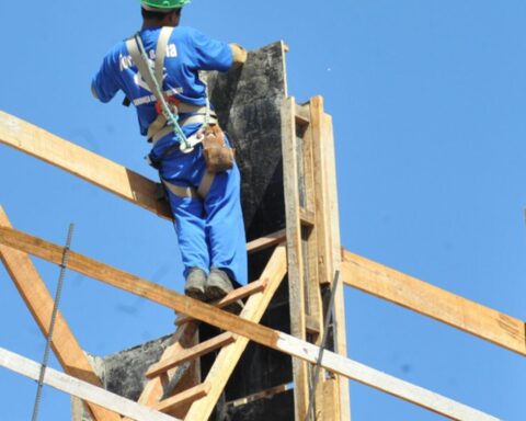 Minister highlights prevention actions developed by Fundacentro