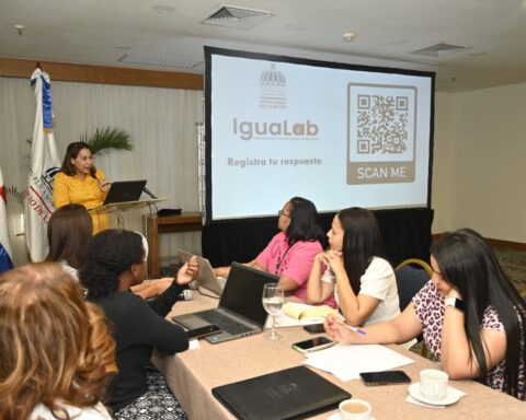 Ministerio de la Mujer lanza IGUALAB, laboratorio de normativas para la igualdad en el Estado
