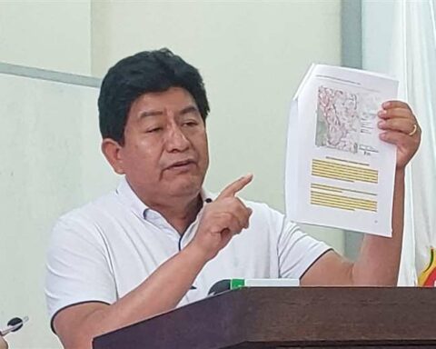 Montaño assures that it was the Government that approved the route that crosses the protected area Güendá-Urubó