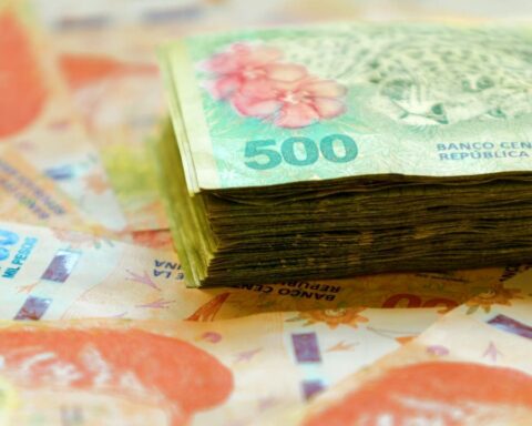 More than half a million people will receive the food reinforcement