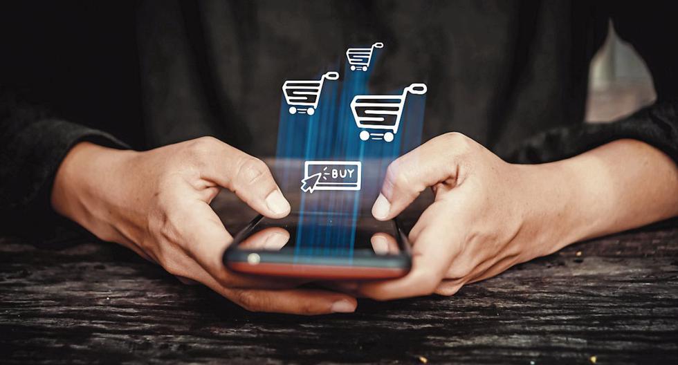 Most people make their purchases online through their mobiles.