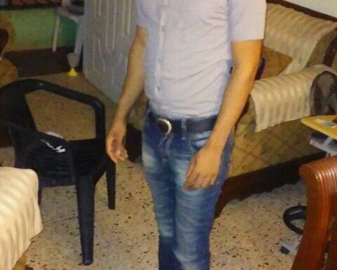 Mother denounces want to archive file of son murdered by police agent in Sabana Perdida