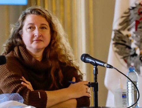 Muiños met with students from a taken over school and said that "they are having a bad time"