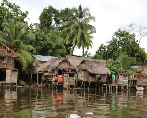 Nicaragua begins to evacuate vulnerable people due to storm Julia