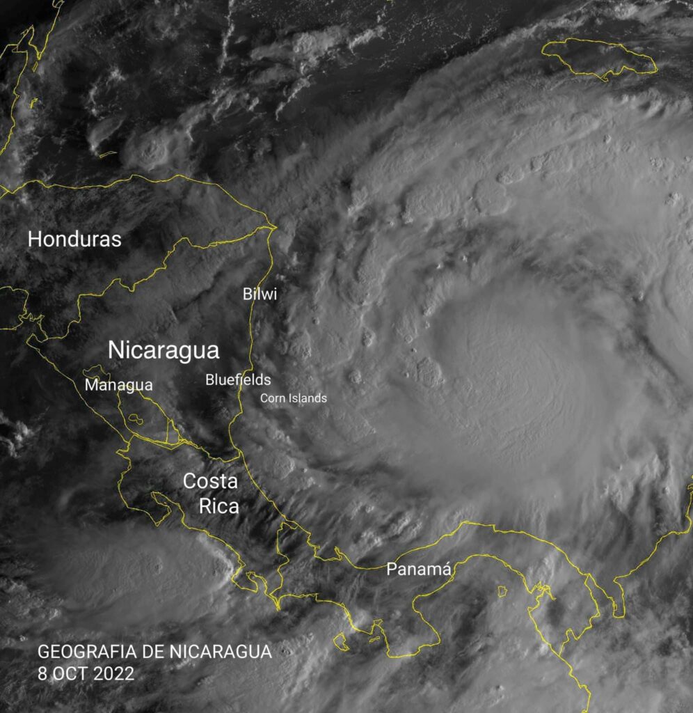 Nicaragua on yellow alert for Julia that threatens thousands in the country